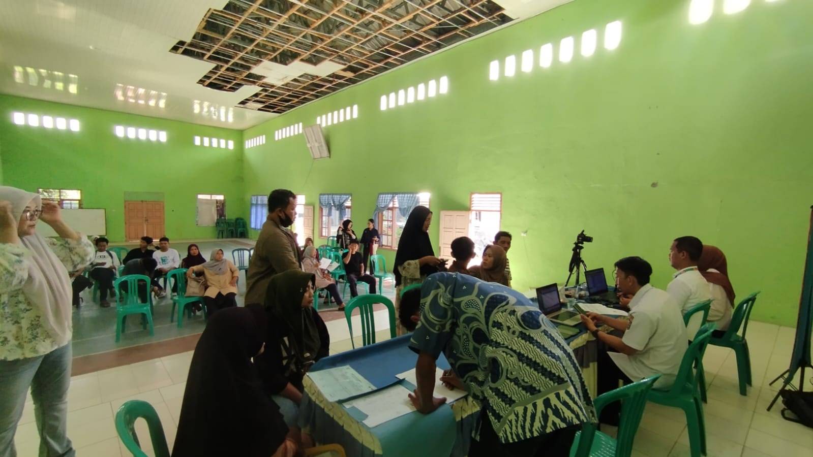 Jemput Bola ke Karang Rejo, Disdukcapil Metro Dekatkan Layanan Perekaman e-KTP ke Warga