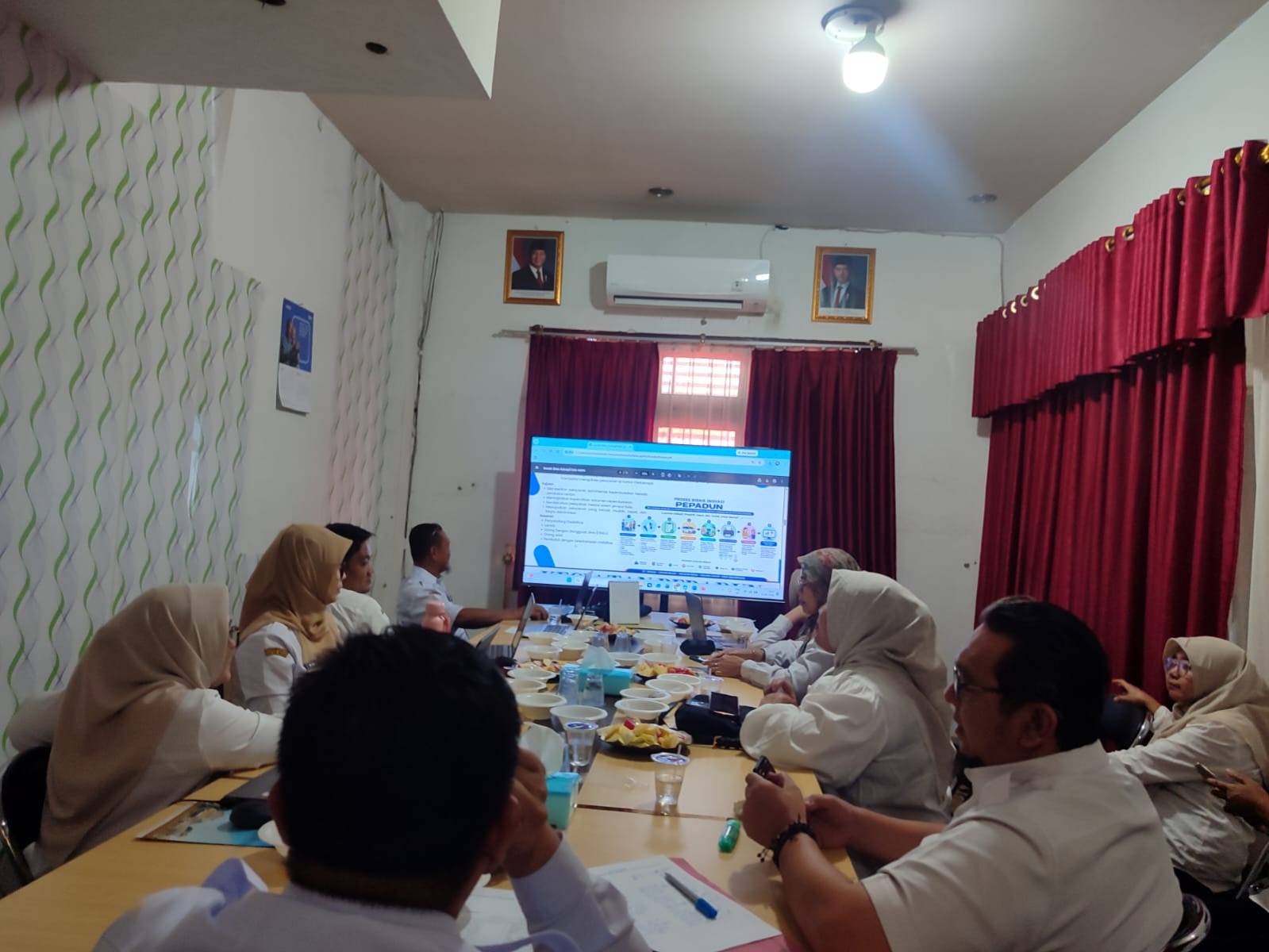 Disdukcapil Kota Metro Paparkan Inovasi Layanan pada Forum Penilaian Indeks Kualitas Kebijakan Tahun 2026
