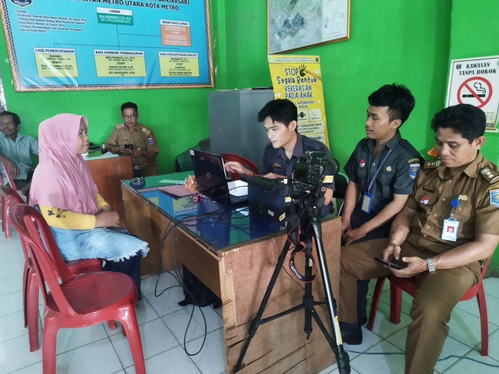 Gelluk Mengan Pai Inovasi Jemput Bola Disdukcapil di Kelurahan Banjarsari