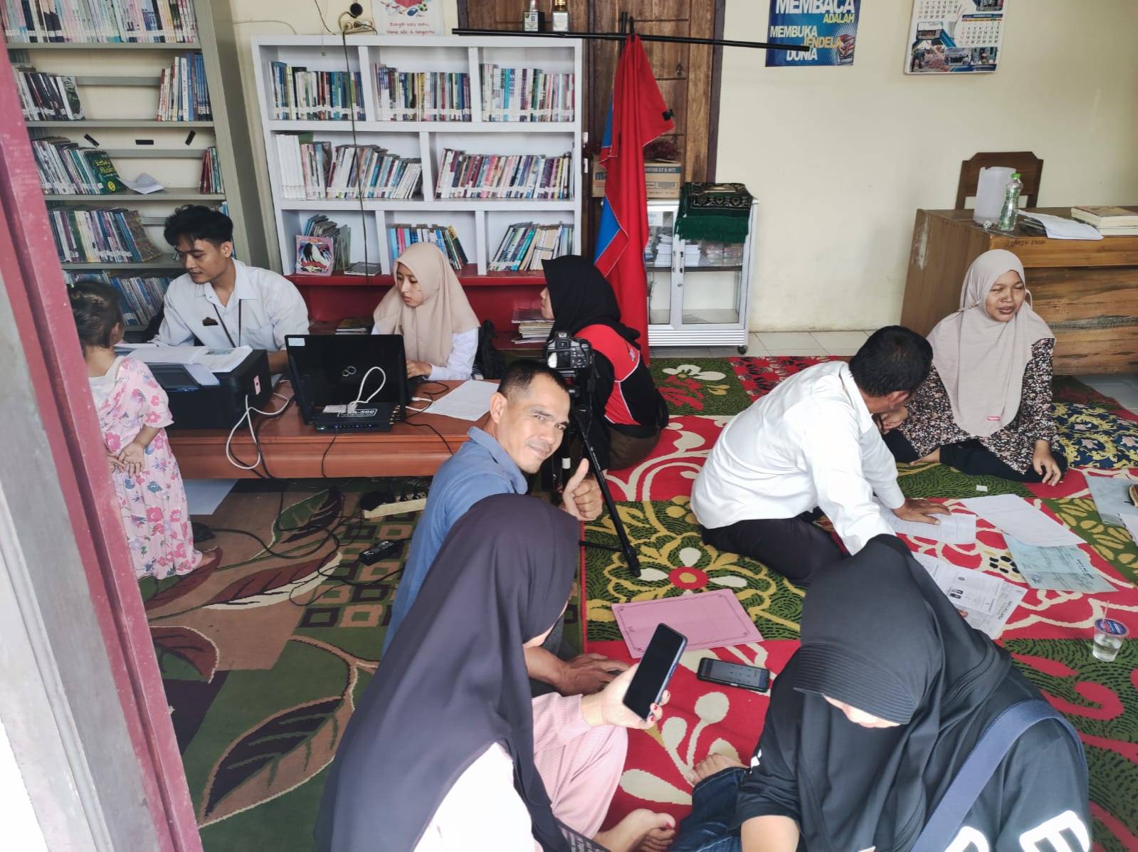 Pelaksanaan Gelluk Mengan Pai di Kelurahan Hadimulyo Timur