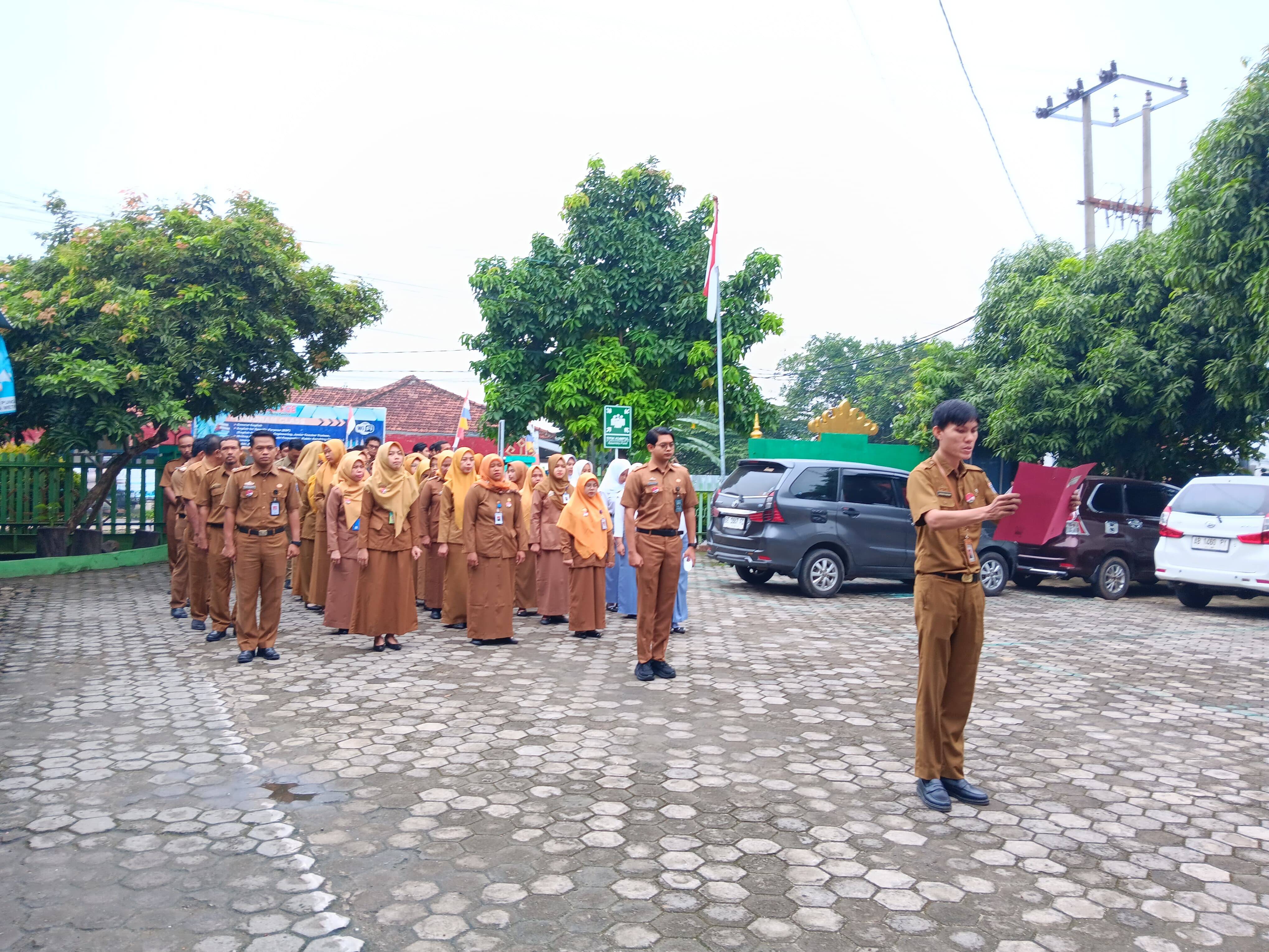 Apel Mingguan Dinas Dukcapil Kota Metro