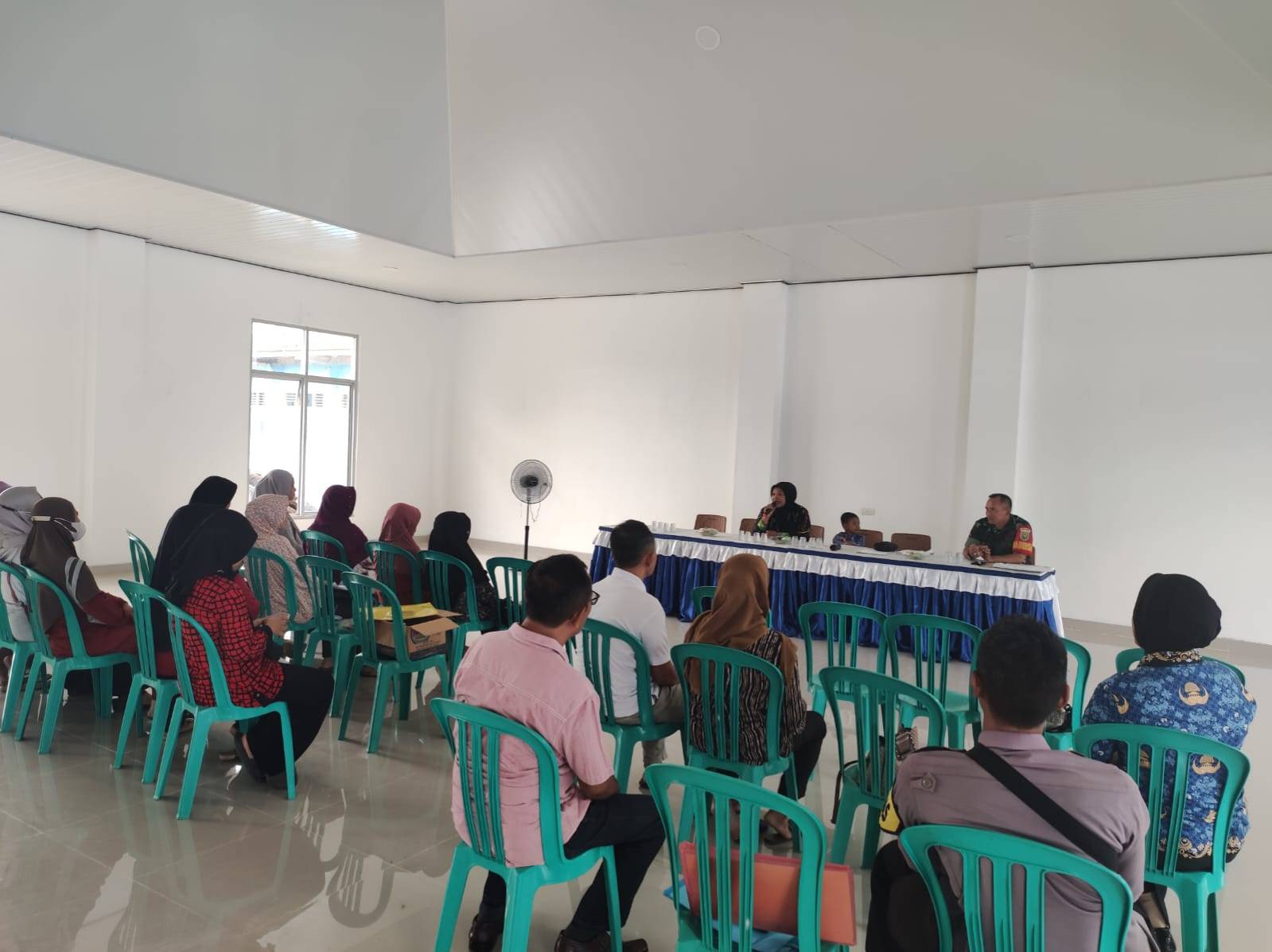 Bakti Sosial Pembuatan Akta Kelahiran di Aula Kelurahan Ganjar Asri