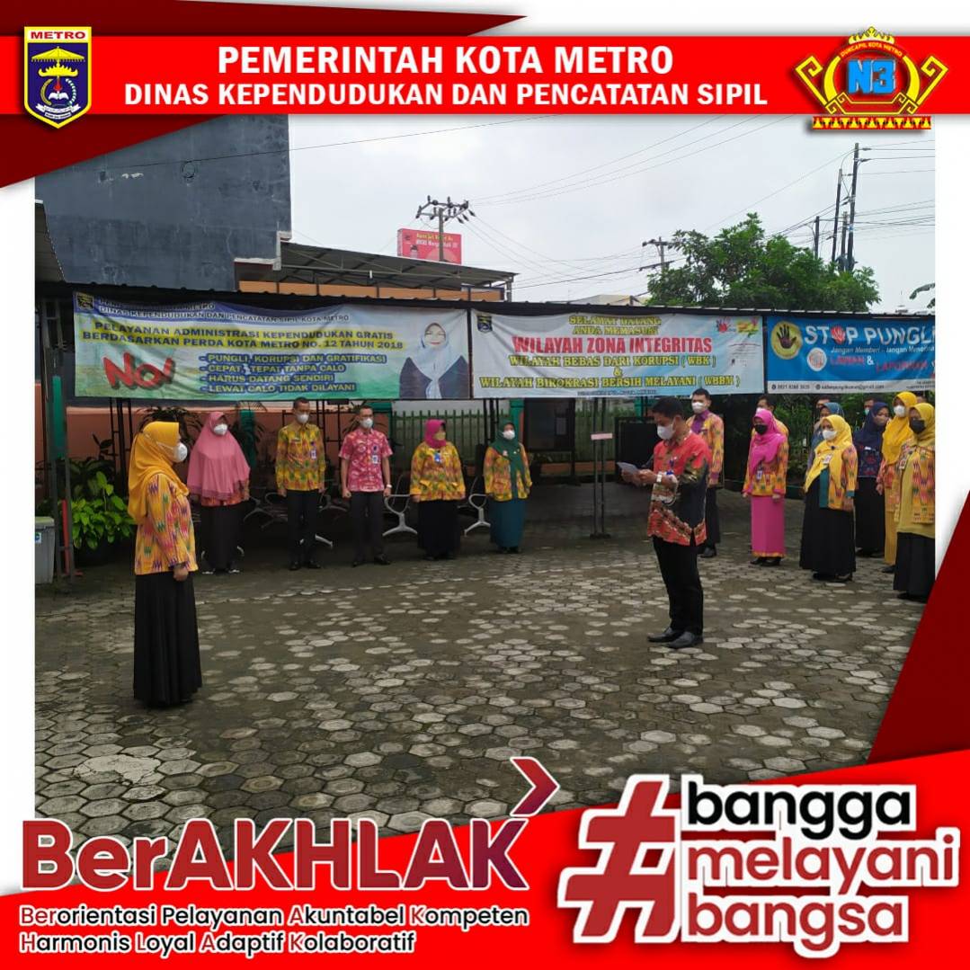 Pelaksanaan Apel Pagi Dinas Dukcapil Kota Metro