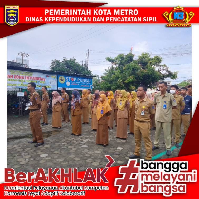 Pelaksanaan Apel Pagi Disdukcapil Kota Metro