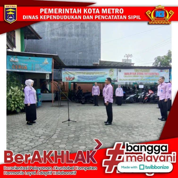 Pelaksanaan Apel Pagi Disdukcapil Kota Metro