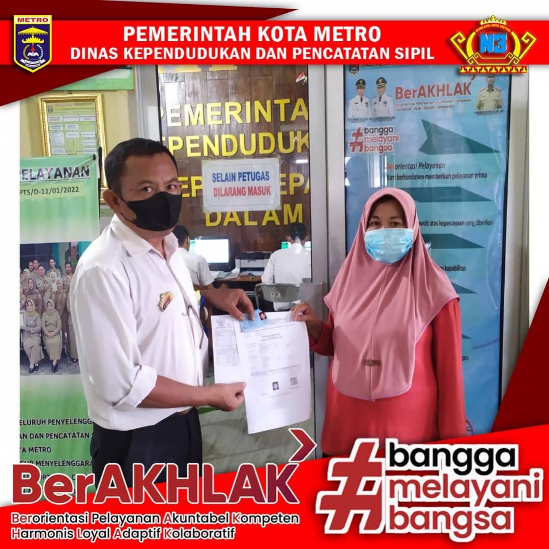 Penyerahan Dokumen Langsung Kepada Warga