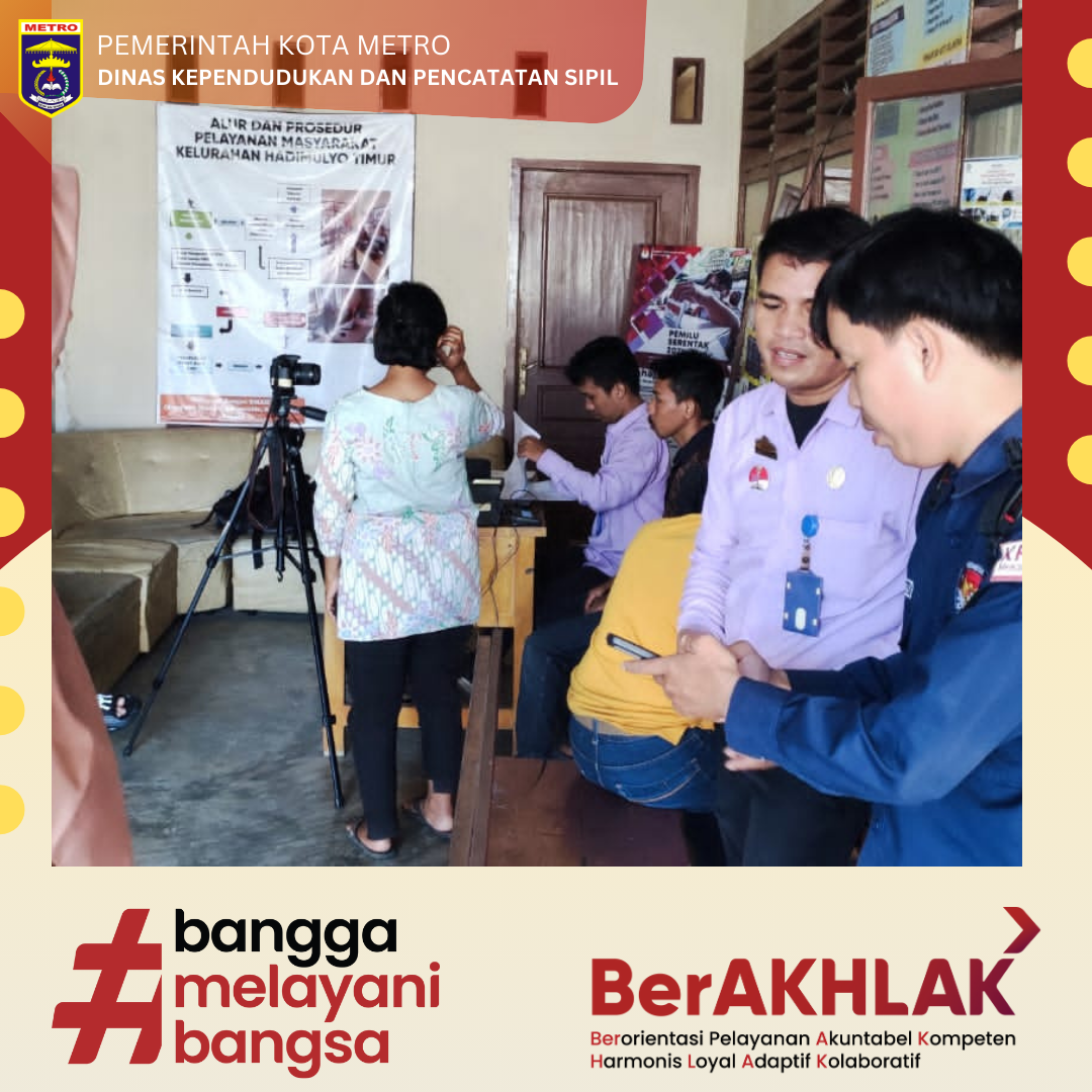 Disdukcapil Kota Metro Jemput Bola Perekaman e-KTP di Hadimulyo Timur