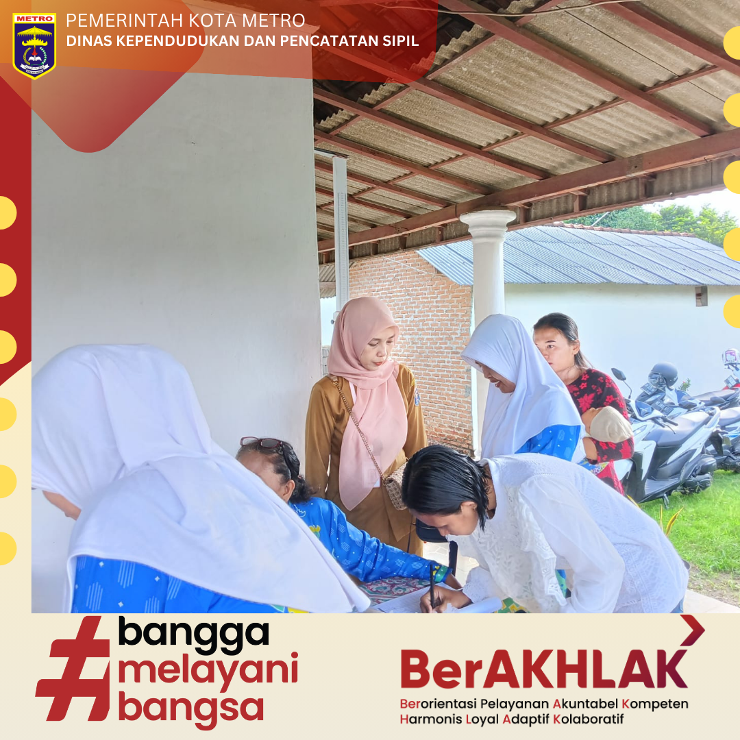 JEMPUT BOLA AKTIVASI IKD PADA ACARA POSYANDU DAHLIA VII KEL YOSOMULYO