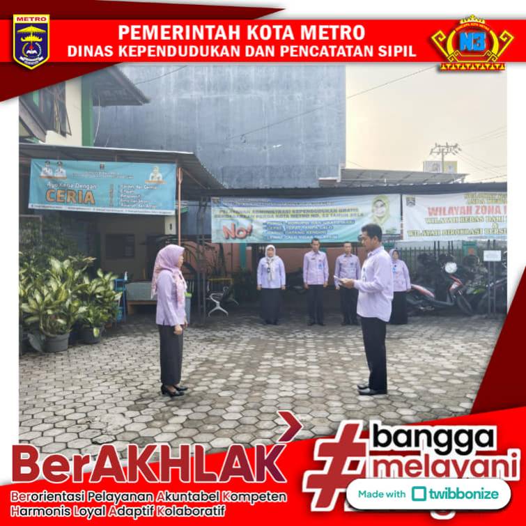 Pelaksanaan Apel Pagi Disdukcapil Kota Metro