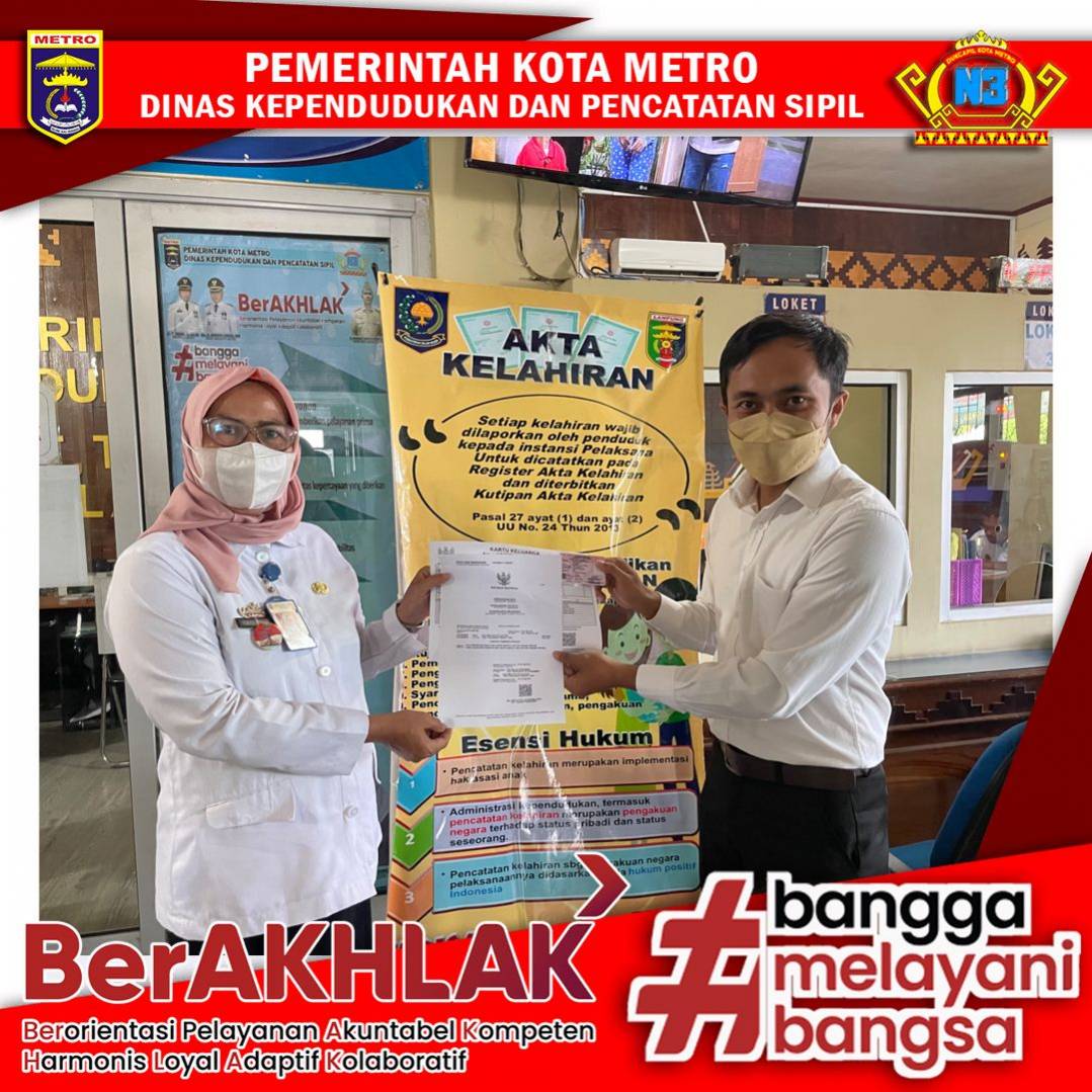 Penyerahan Dokumen Langsung Kepada Warga