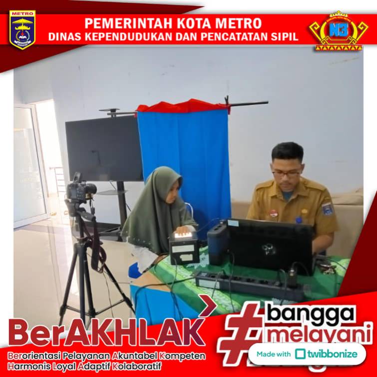 PEREKAMAN KTP-EL KELILING DAN AKTIVASI IKD KE SMK MUHAMMADIYAH 3 METRO
