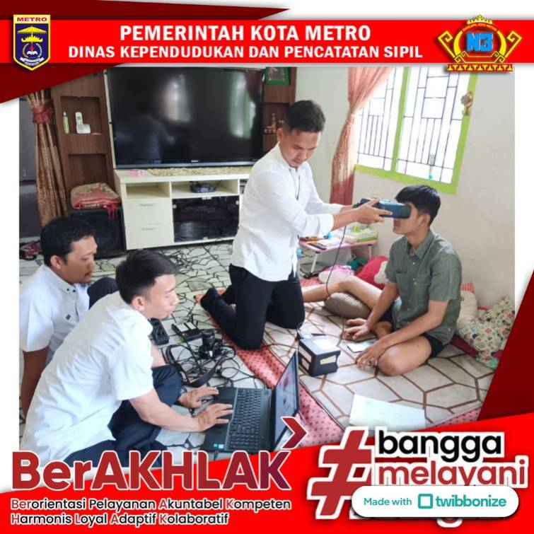 Jemput Bola Pelayanan Perekaman KTP Khusus Orang Sakit
