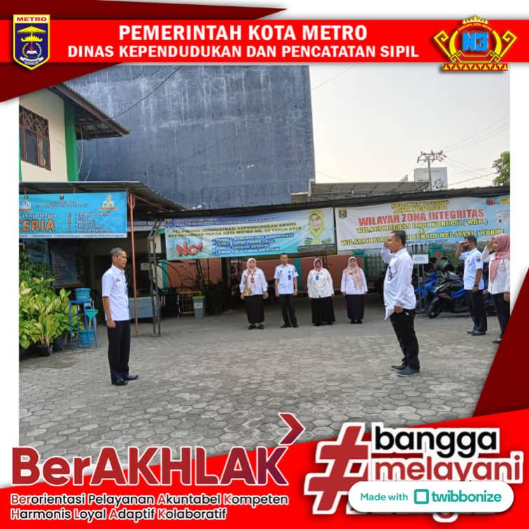 Pelaksanaan Apel Pagi Disdukcapil Kota Metro