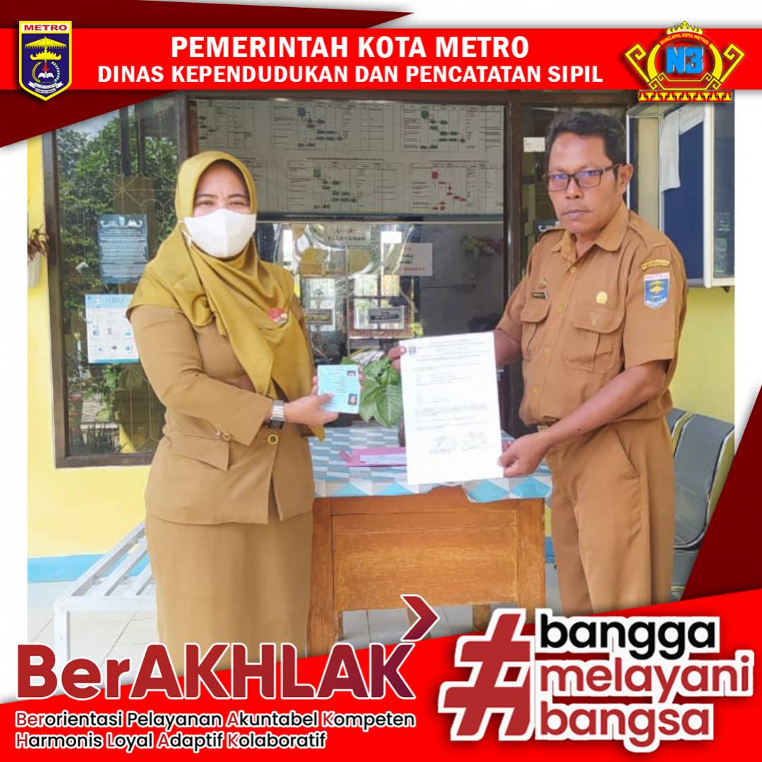 Penyerahan KTP-el ke Kelurahan