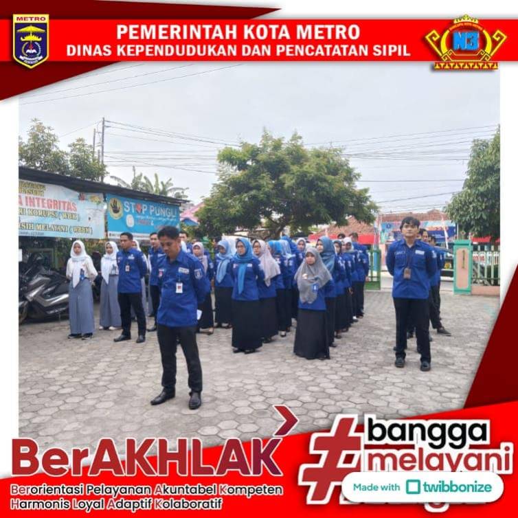 Pelaksanaan Apel Pagi Disdukcapil Kota Metro