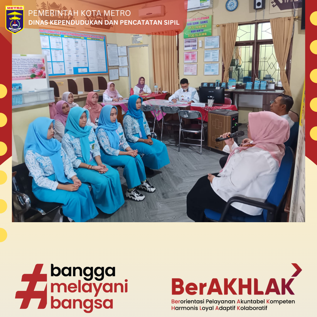 Briefing pagi dan koordinasi Pegawai Disdukcapil Kota Metro