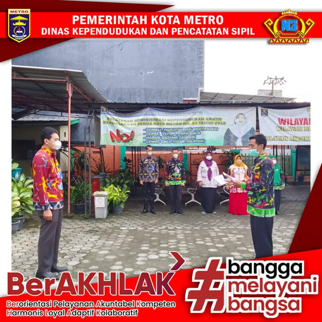 Pelaksanaan Apel Pagi Dinas Dukcapil Kota Metro