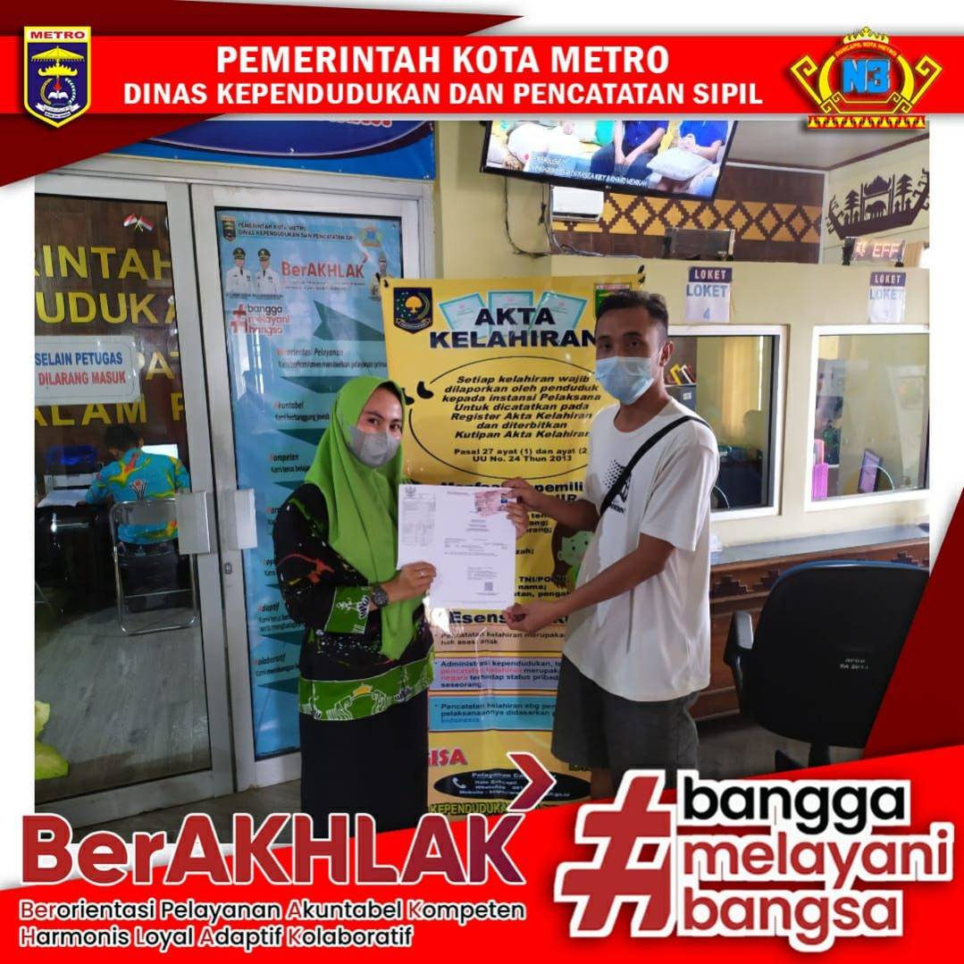 Penyerahan Dokumen Langsung Kepada Warga