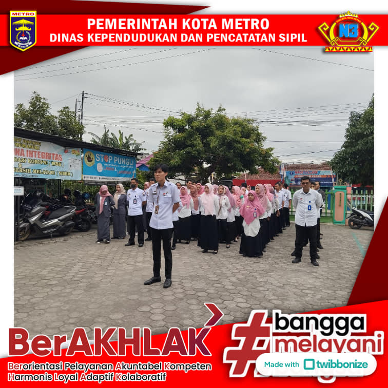Pelaksanaan Apel Pagi Dinas Kependudukan dan Pencatatan Sipil Kota Metro