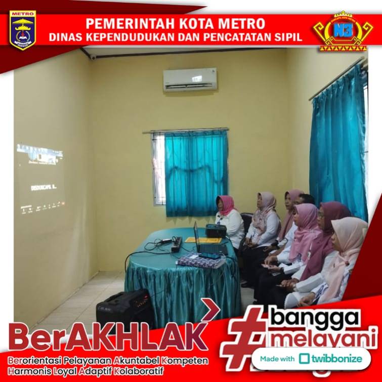 Disdukcapil Kota Metro mengikuti Rakornas