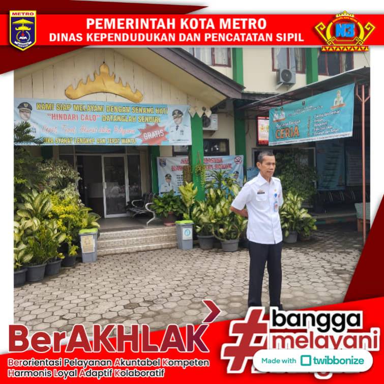 Pelaksanaan Apel Pagi Disdukcapil Kota Metro