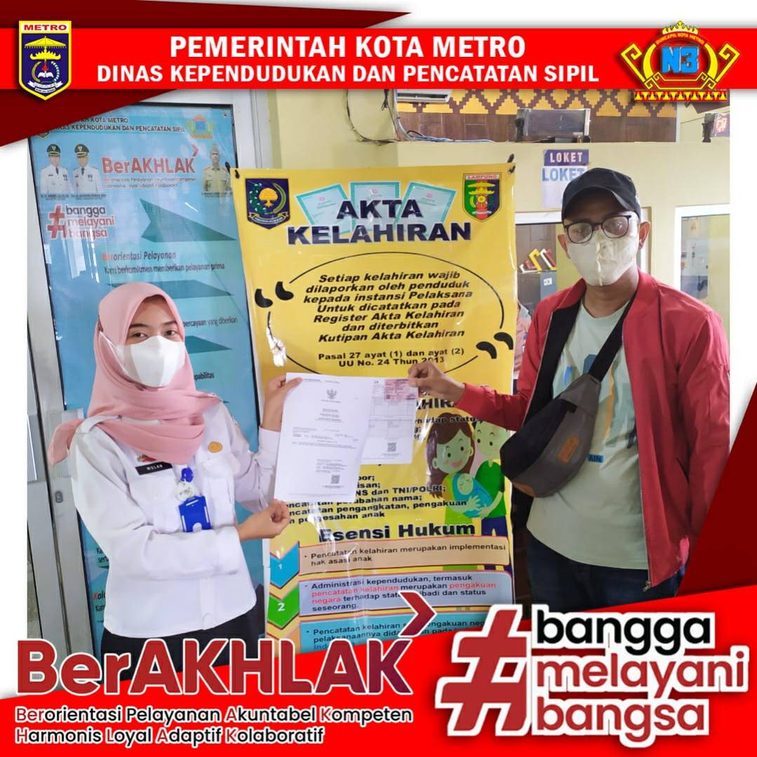 Penyerahan Dokumen Langsung Kepada Warga
