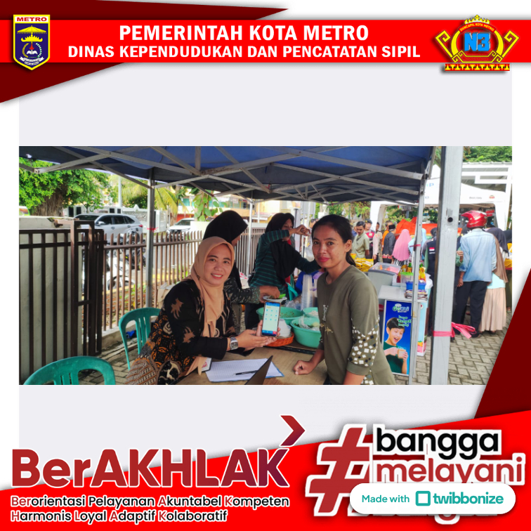 Disdukcapil Kota Metro Laksanakan Pelayanan Aktivasi IKD di Bazar Murah Jumat