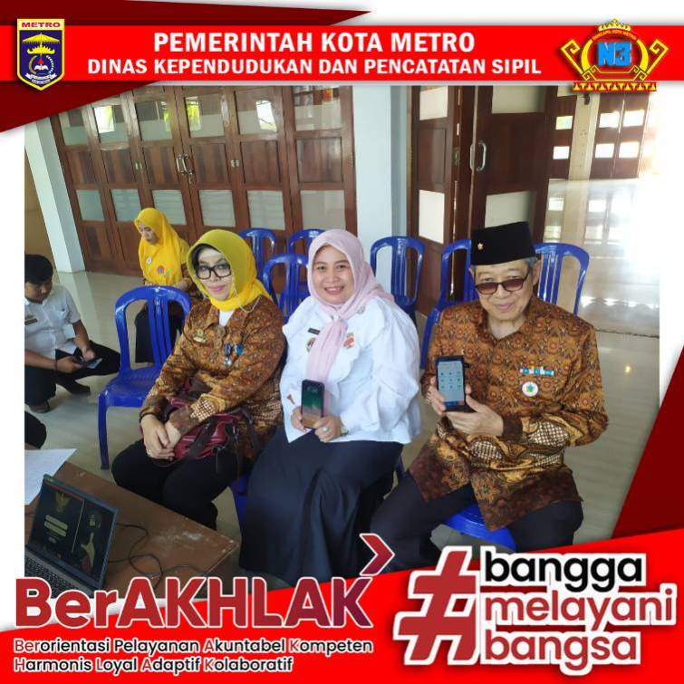 Jemput Bola Pelayanan IKD pada acara Pengukuhan Pengurus PWRI Kota Metro Masa Bakti 2023 - 2028