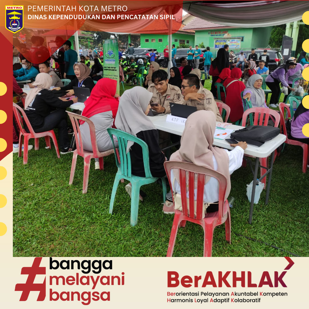 Jemput Bola Pelayanan IKD di Lapangan Yosorejo Pada Acara Metro Sport Tourism