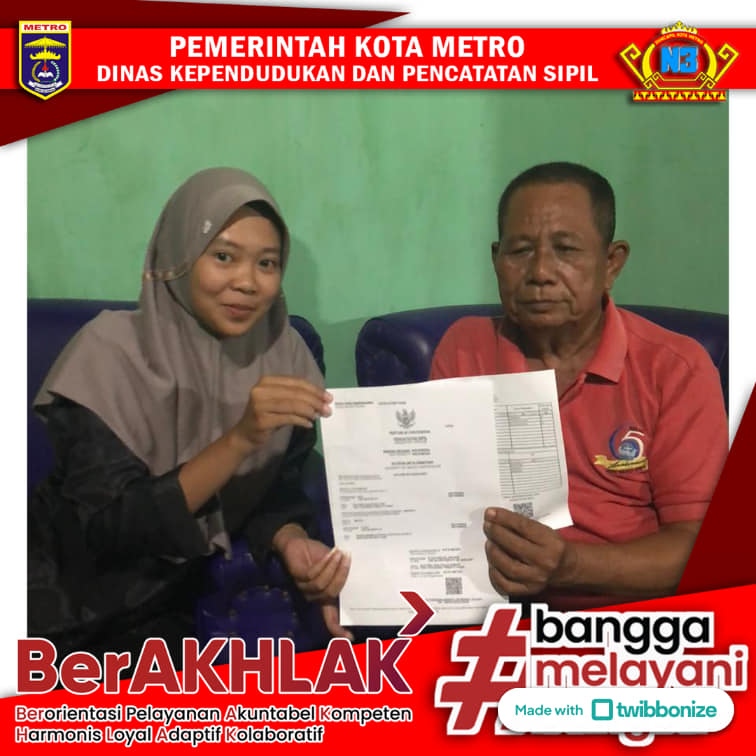 Jemput Bola  Penyerahan Akta Kelahiran dan Kematian 