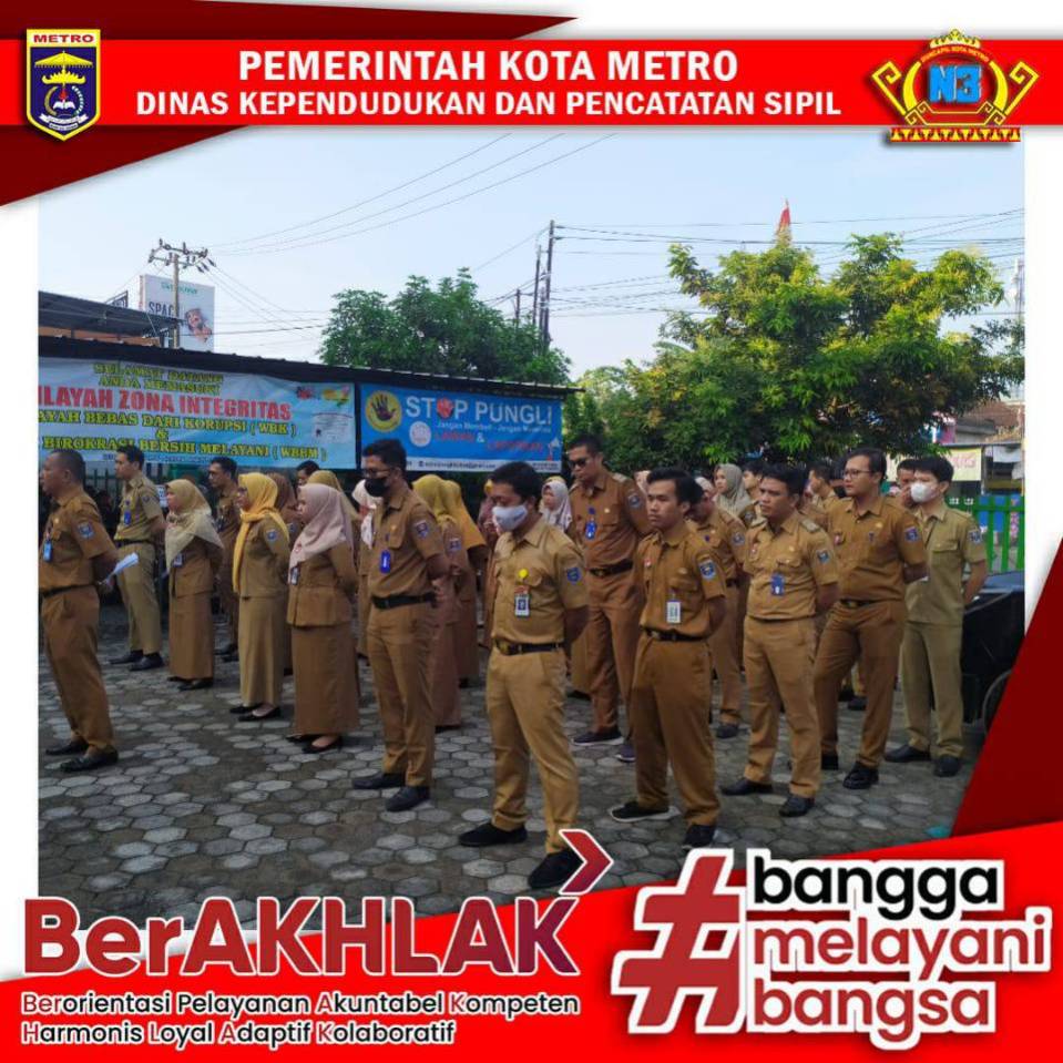 Pelaksanaan Apel pagi Dinas Dukcapil Kota Metro