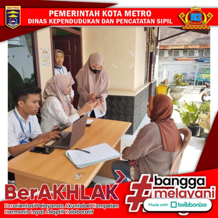 Jemput Bola Pelayanan IKD pada Pasar Murah di Kelurahan Banjarsari