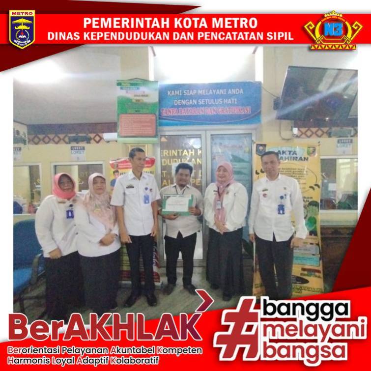 Pegawai Teladan Disdukcapil Kota Metro Pada Bulan Juli Tahun 2023
