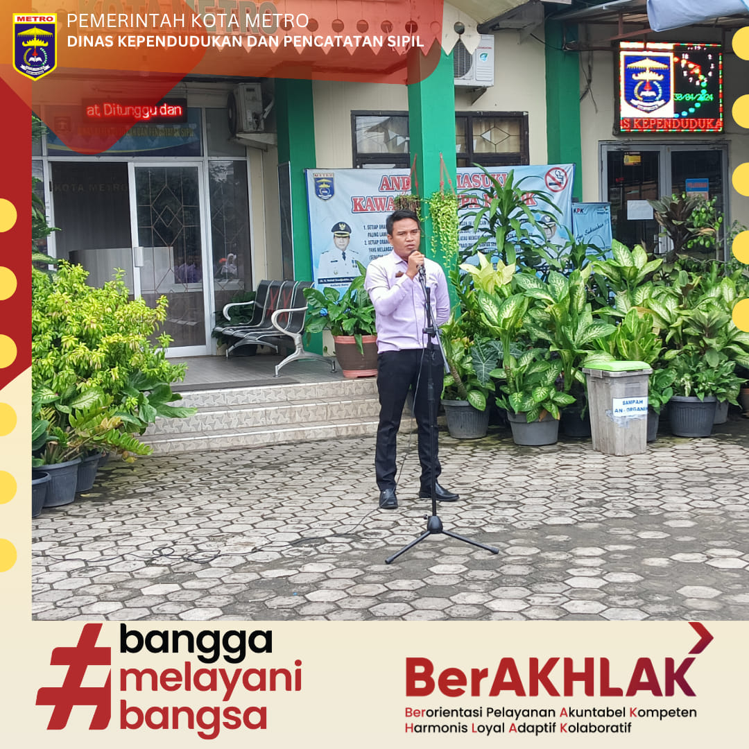 Apel Harian Rutin Disdukcapil Kota Metro Sebelum Memulai Pelayanan