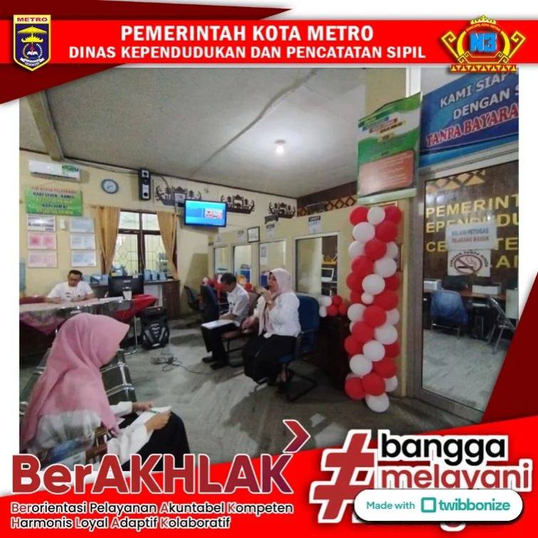 Briefing pagi dan koordinasi Pegawai Disdukcapil Kota Metro