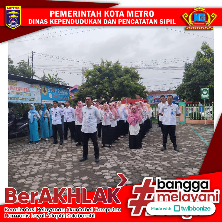Pelaksanaan Apel pagi Dinas Dukcapil Kota Metro