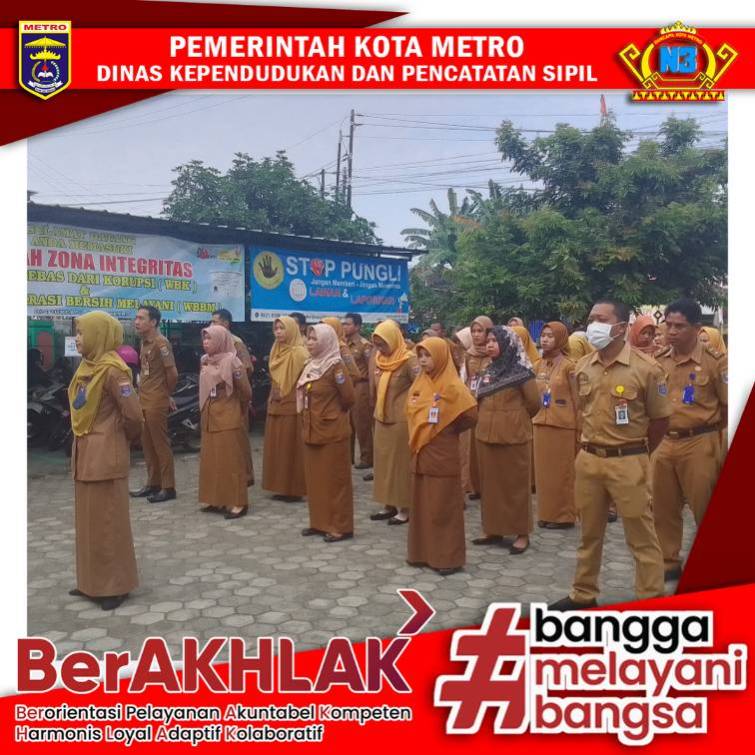 Pelaksanaan Apel Pagi Disdukcapil Kota Metro