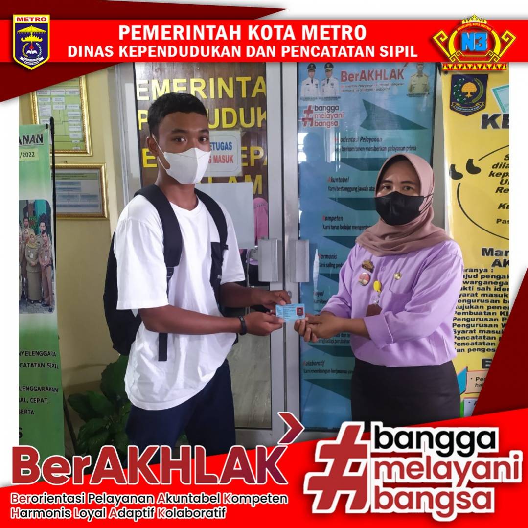 Penyerahan Dokumen Langsung Kepada Warga
