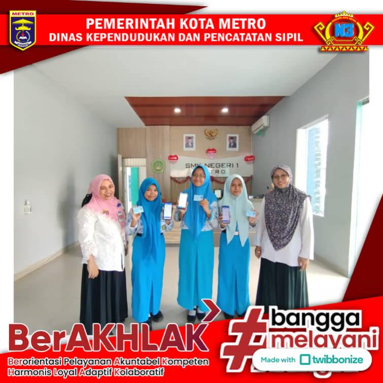 Jemput Bola Pelayanan IKD di SMK N 1 METRO