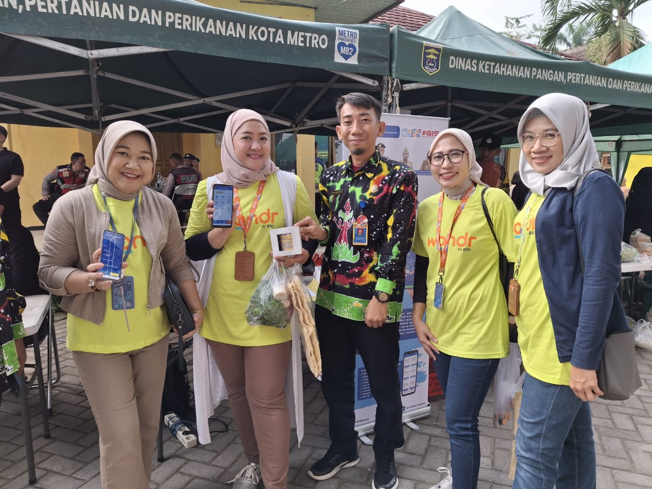 Disdukcapil Kota Metro Sediakan Pelayanan Aktivasi IKD di Pasar Tani Agroceria untuk Kemudahan Masyarakat