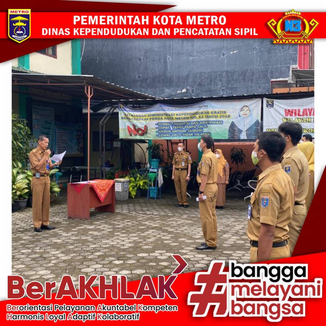 Pelaksanaan Apel Pagi Dinas Dukcapil Kota Metro