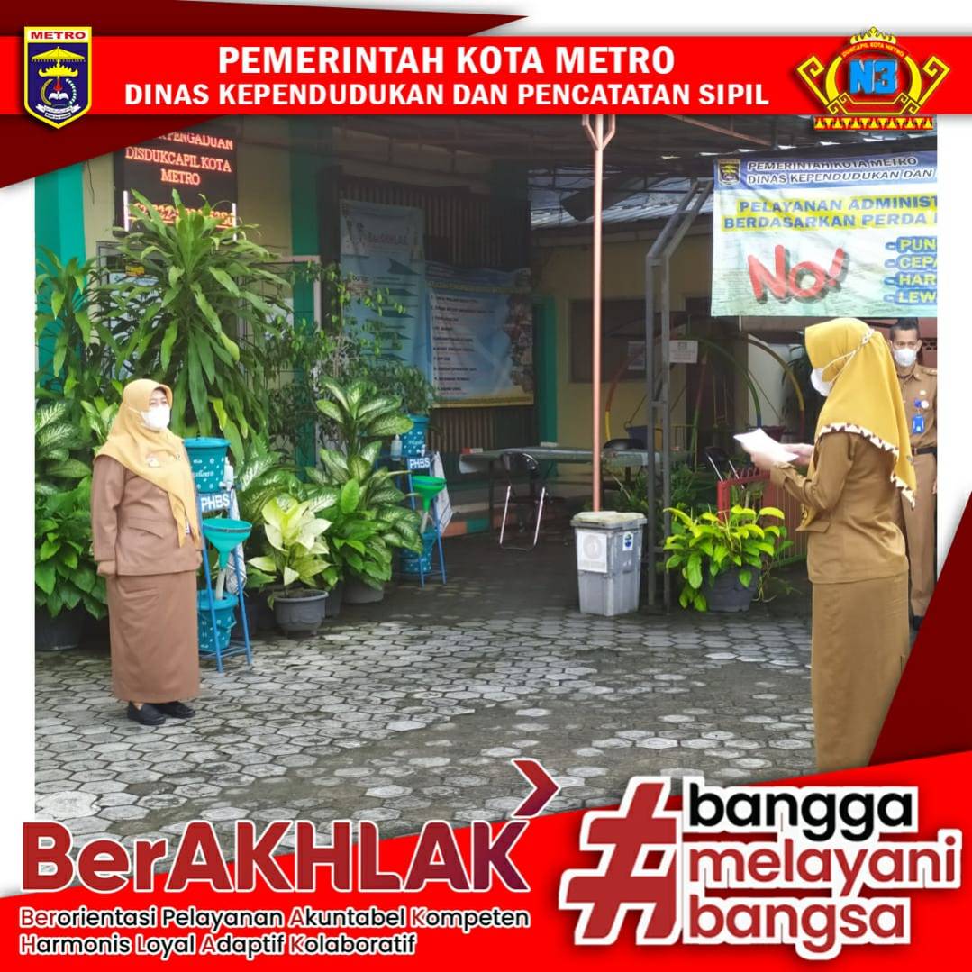 Pelaksanaan Apel Pagi Dinas Dukcapil Kota Metro