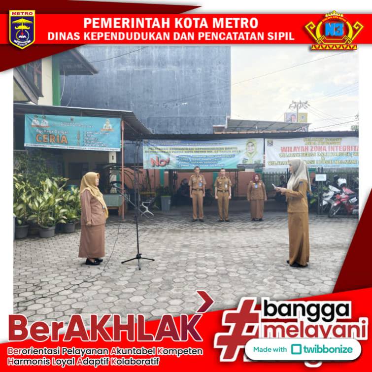 Pelaksanaan Apel Pagi Disdukcapil Kota Metro