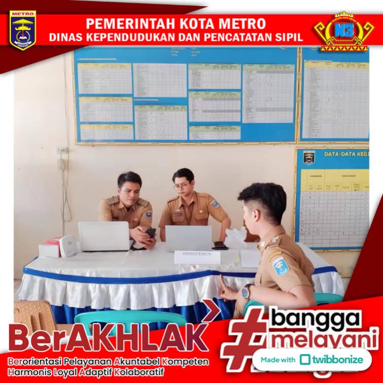 Jemput Bola Pelayanan IKD pada Pasar Murah di Kelurahan Ganjar Asri