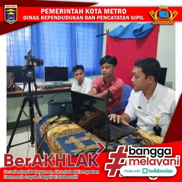 PEREKAMAN KTP-EL KELILING DAN AKTIVASI IKD KE SMA N 5 METRO
