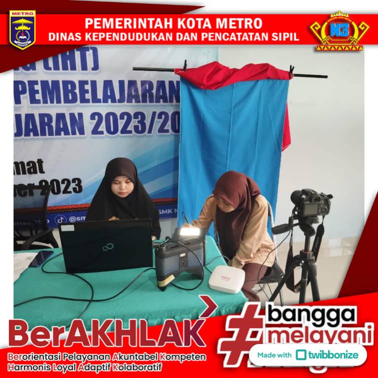 JEMPUT BOLA PEREKAMAN KTP-EL KELILING KE SMK N 1 METRO