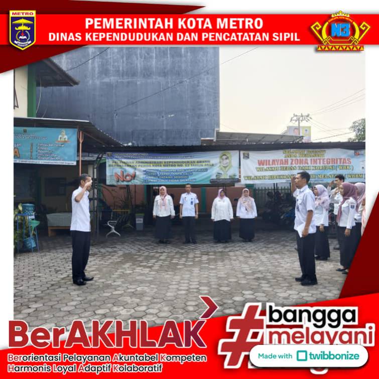 Pelaksanaan Apel Pagi Disdukcapil Kota Metro
