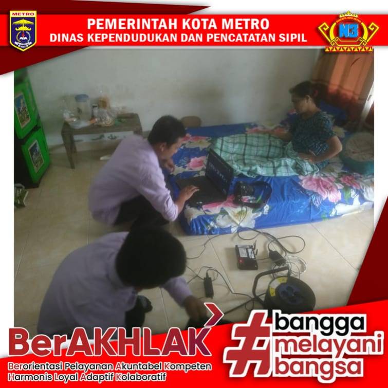 Jemput Bola Pelayanan Perekaman KTP Khusus Orang Sakit dan Disabilitas