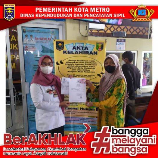 Penyerahan Dokumen Langsung Kepada Warga