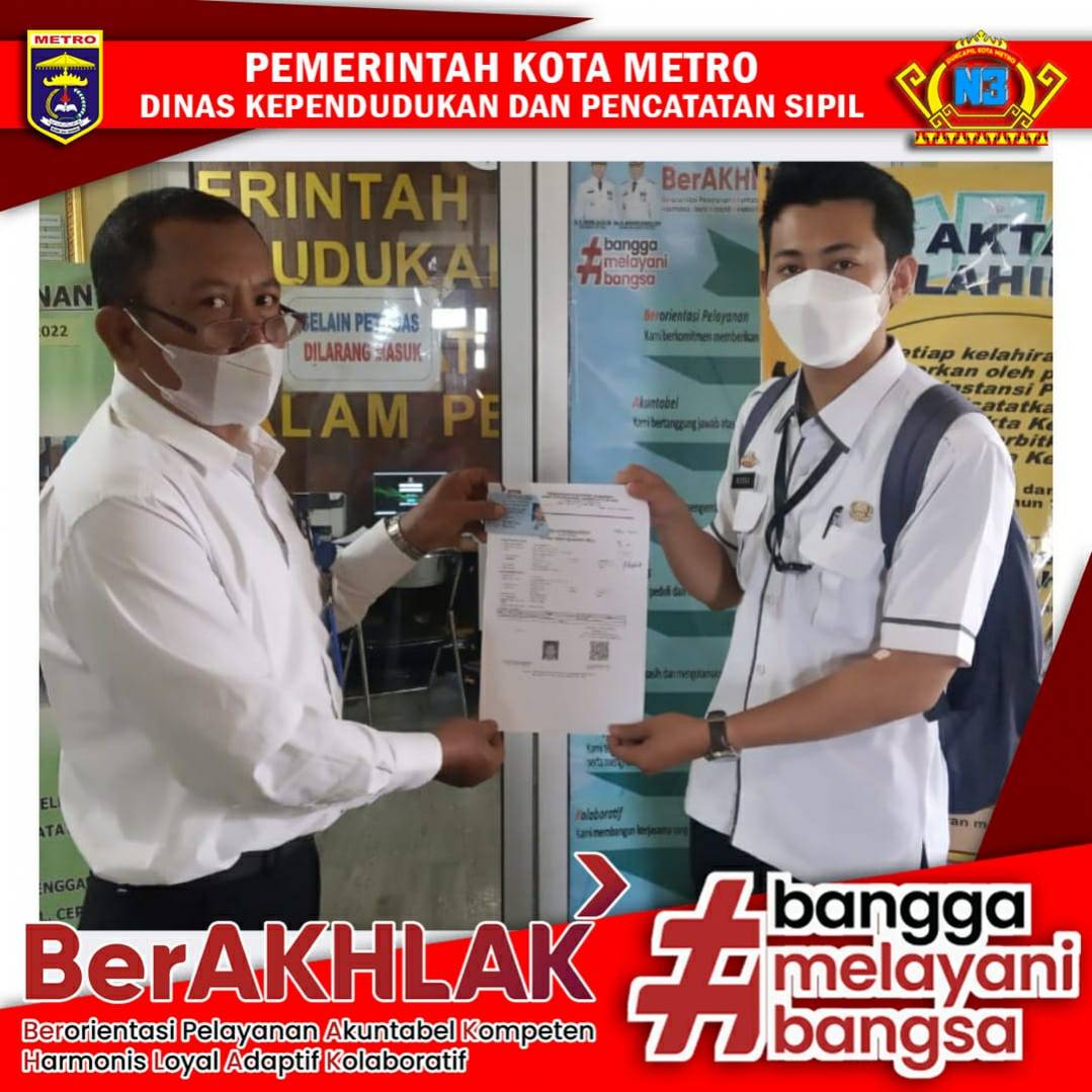 Penyerahan Dokumen Langsung Kepada Warga